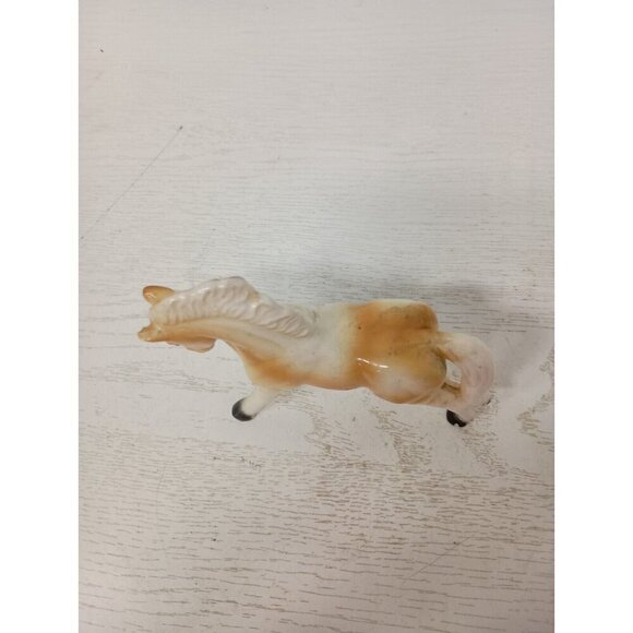 Vintage Ceramic Pottery Palomino Horse Pony Figurine Prancing Collectible Japan - Picture 3 of 11